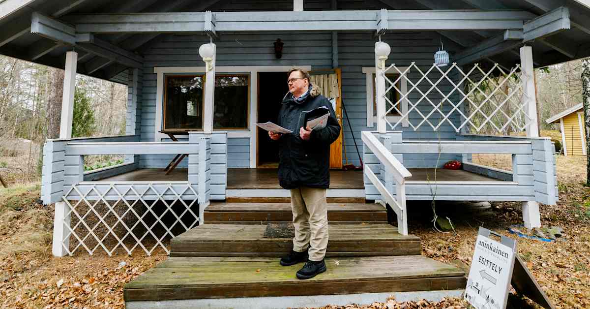 Kesämökin hintaa laskettiin 55 000 euroa, meni kaupaksi heti – katso, miten mökkien hinnat vaihtelevat eri puolilla Suomea