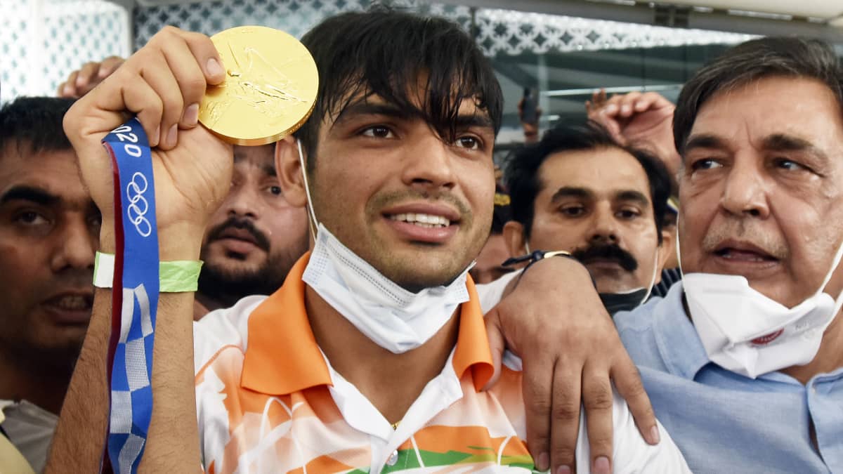 Neeraj Choprasta tuli yhdessä illassa maansa kansallissankari, kun hän voitti Tokiossa olympiakultaa ensimmäisenä intialaisena yleisurheilijana.