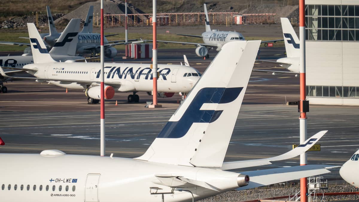 Lentokoneita Helsinki-Vantaan lentokentällä
