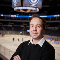 Ylen NHL-kirjeenvaihtaja Tommi Seppälä