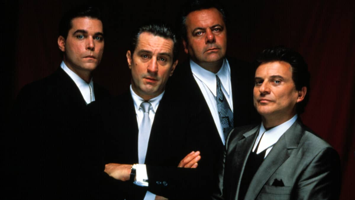  Ray Liotta, Robert De Niro, Paul Sorvino ja Joe Pesci elokuvassa Mafiaveljet, 1990