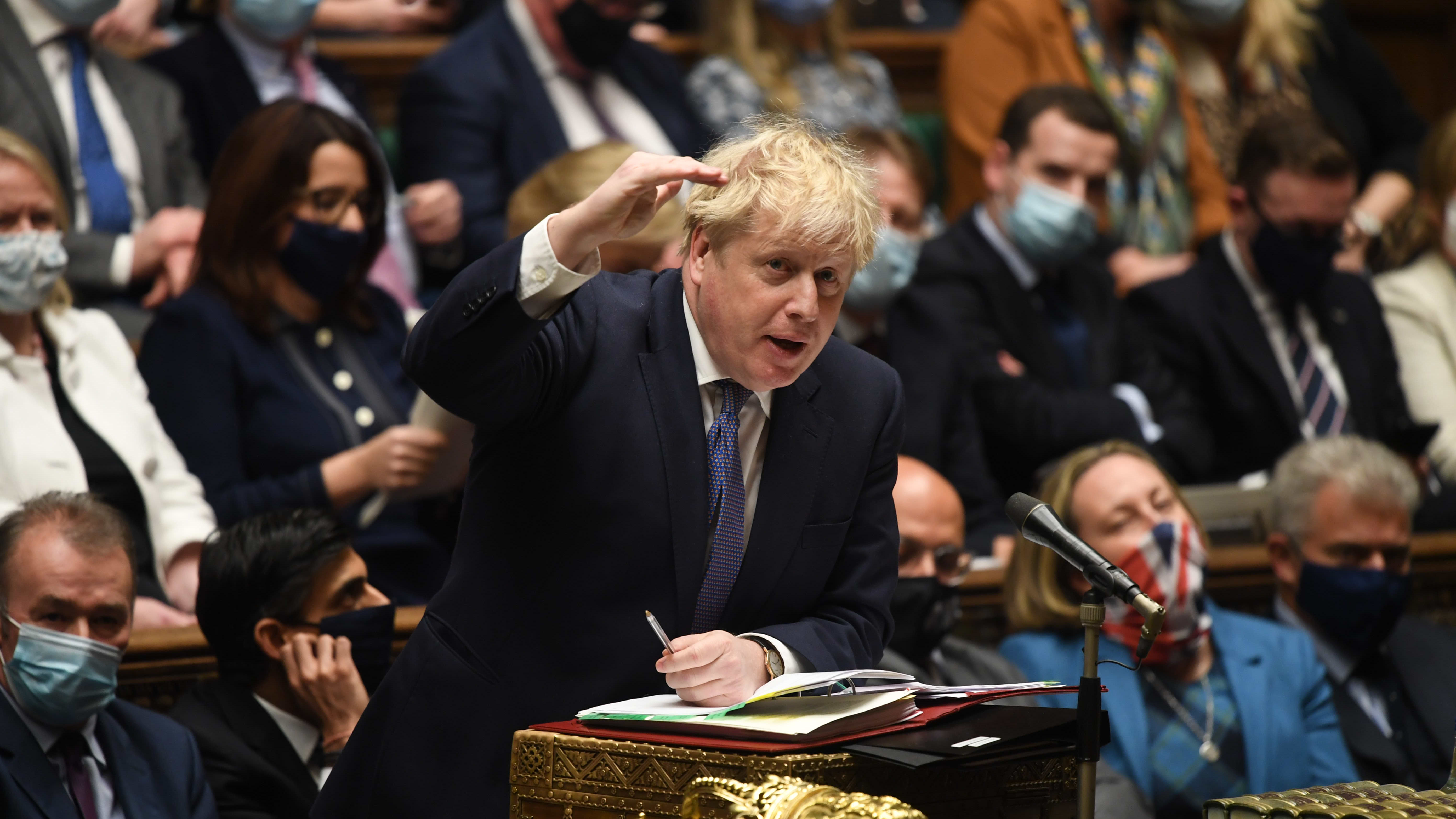 Boris Johnson parlamentissa.