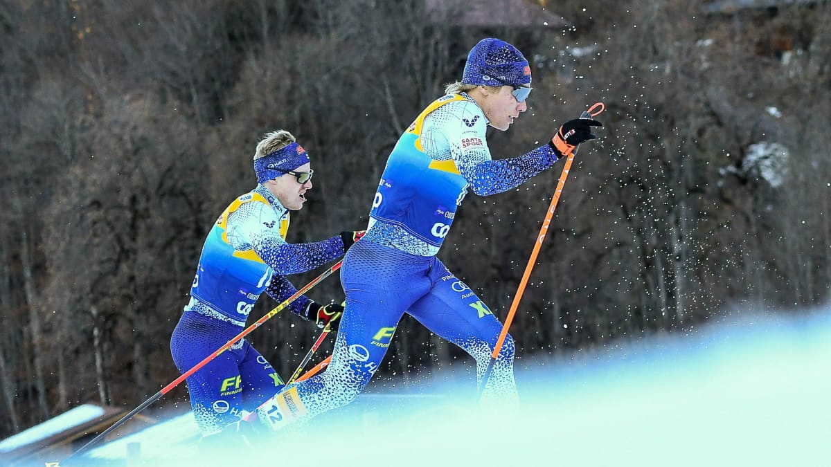 Ville Ahonen ja Lauri Vuorinen Tour de Skin sprintissä Oberstdorfissa 2022.