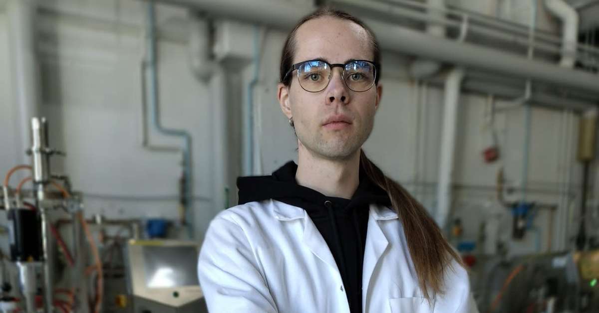 Kläder och kirurgisk tråd av spindelsilke? Fred-Eric Sammalisto spinner ...