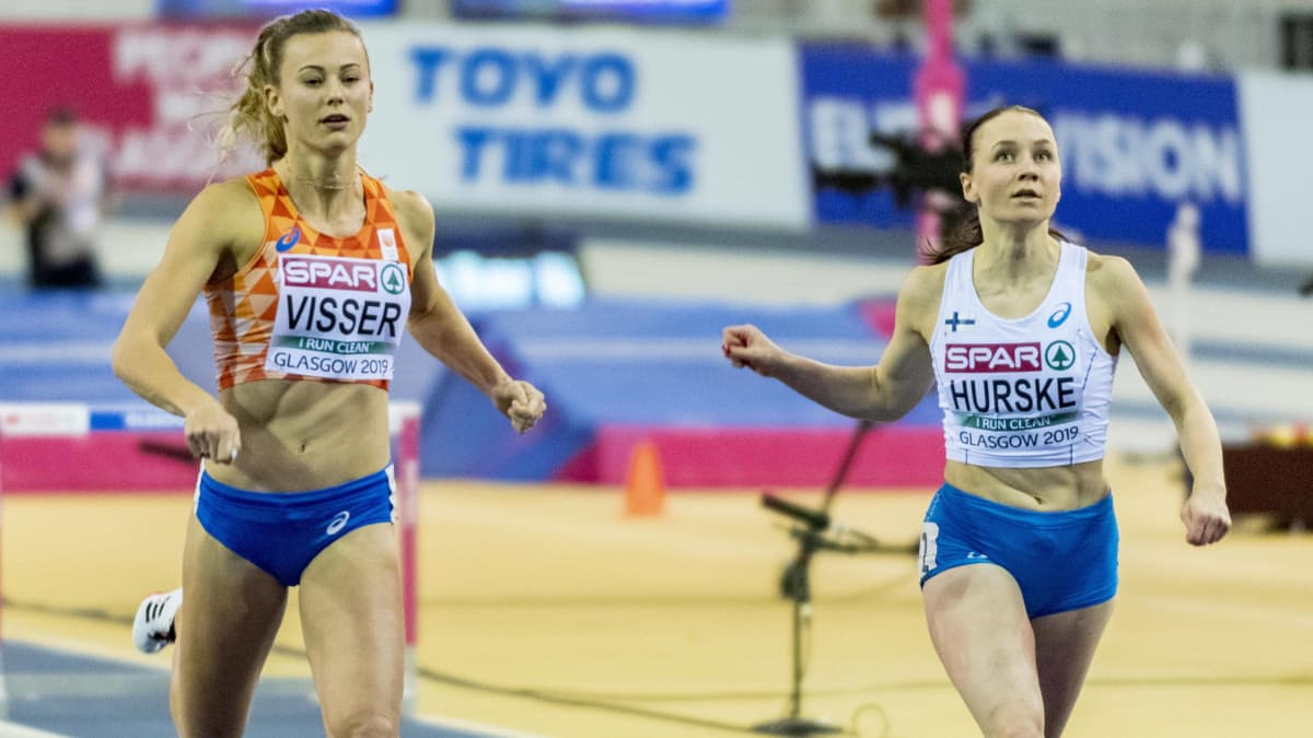 Nadine Visser ja Reetta Hurske.