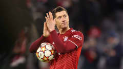 Robert Lewandowski saalisti Bayernille hattutempun 23 minuutissa ja teki samalla UCL-historiaa. 