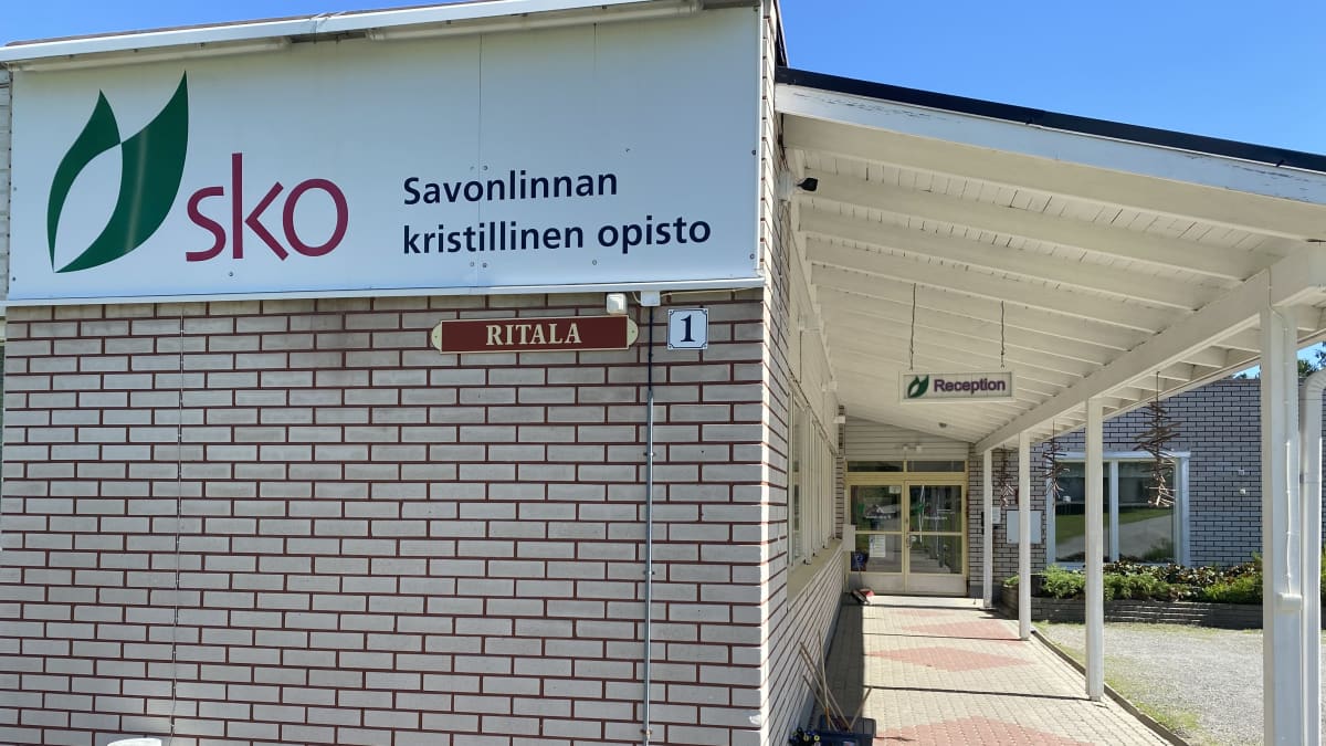 Itä-Savo: Savonlinnan kansanopistossa puututtu häirintätapauksiin | Yle  Uutiset