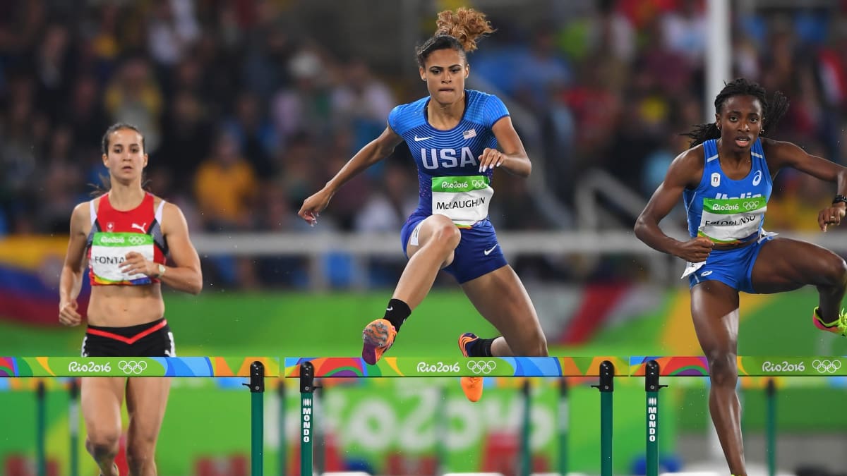 Sydney McLaughlin 16-vuotiaana Tokion olympialaisissa. 