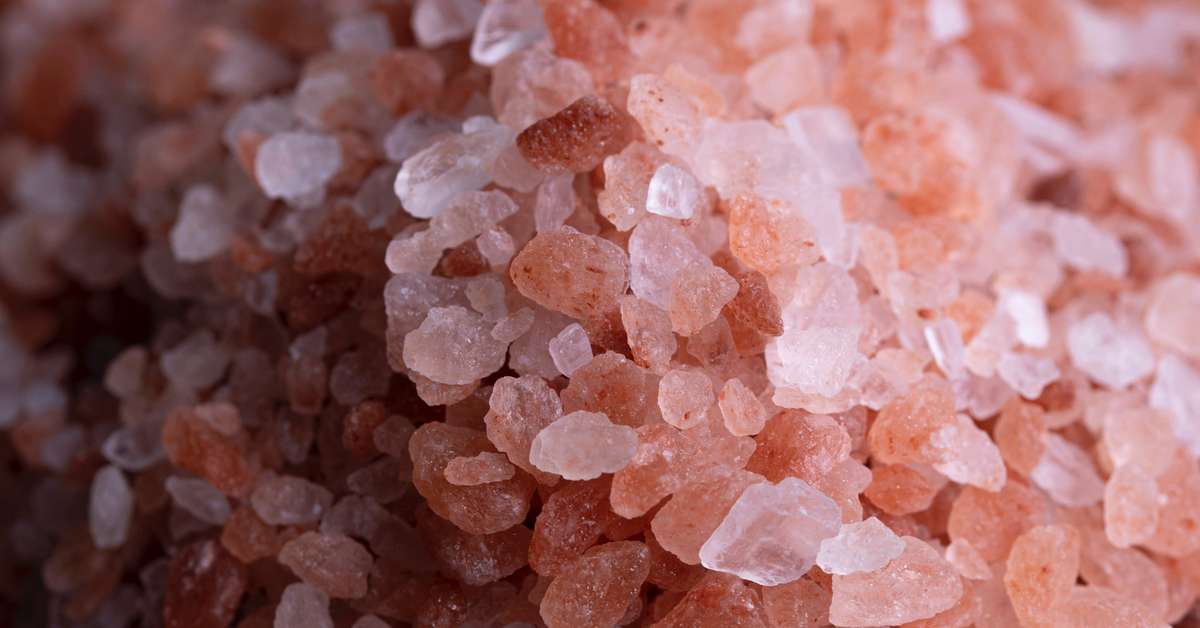 Salt finns i hav och gruvor, vi behöver salt för att överleva, men för ...