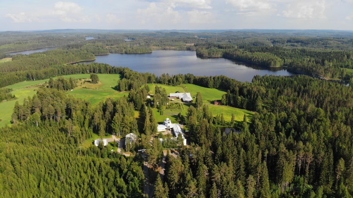 Lintulan Pyhän kolminaisuuden luostari Heinävedellä.