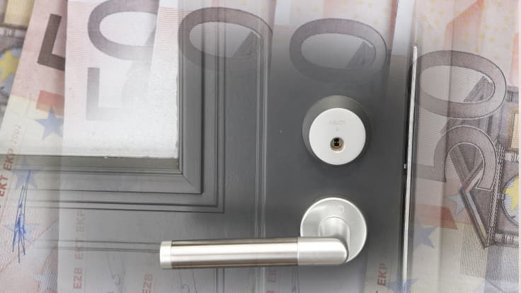 Dörrhandtag, dörr och perngar.