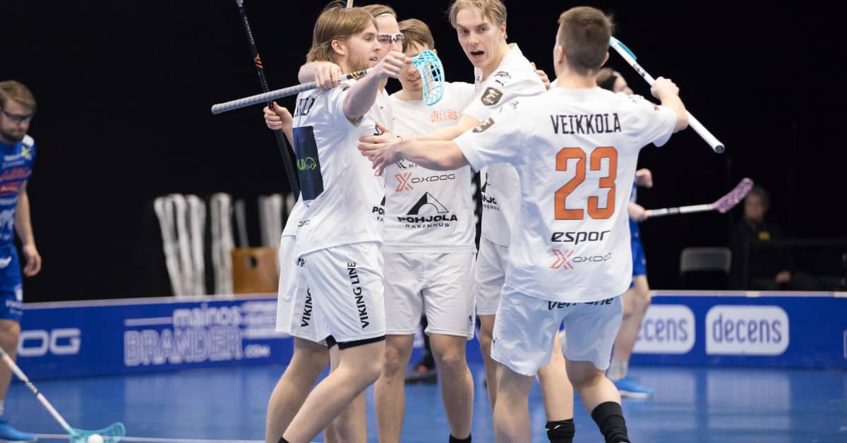 Hallitseva mestari Oilers kuilun partaalta F-liigan välieriin