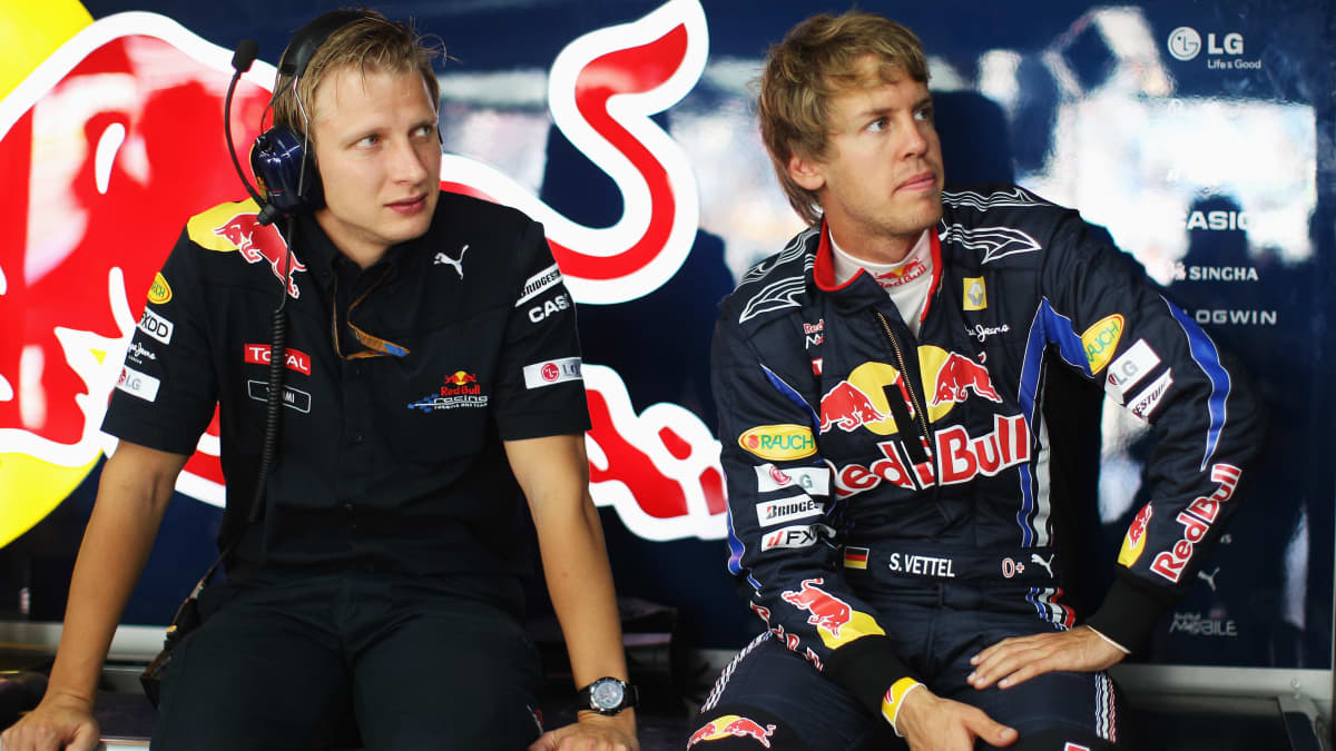 Tommi Pärmäkoski ja Sebastian Vettel.