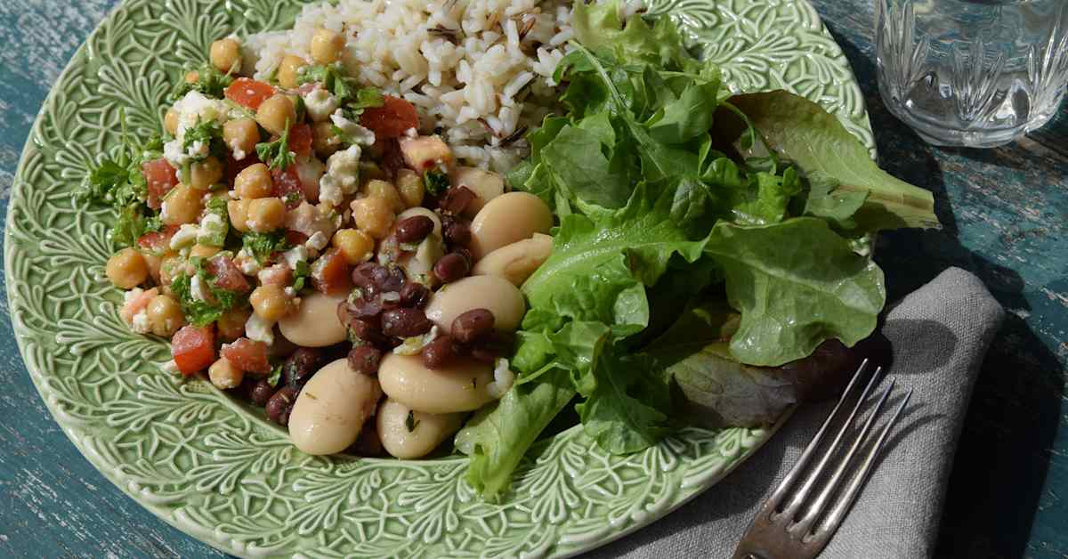 Recept på kikärtssallad och citronbönor | Strömsö | Svenska Yle