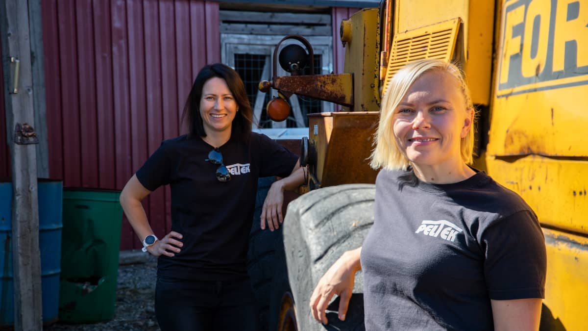Anna Ollanketo ja Ida Kähkönen.