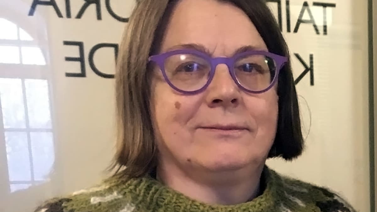 Turun yliopiston kulttuurien tutkimuksen professori Helena Ruotsala.