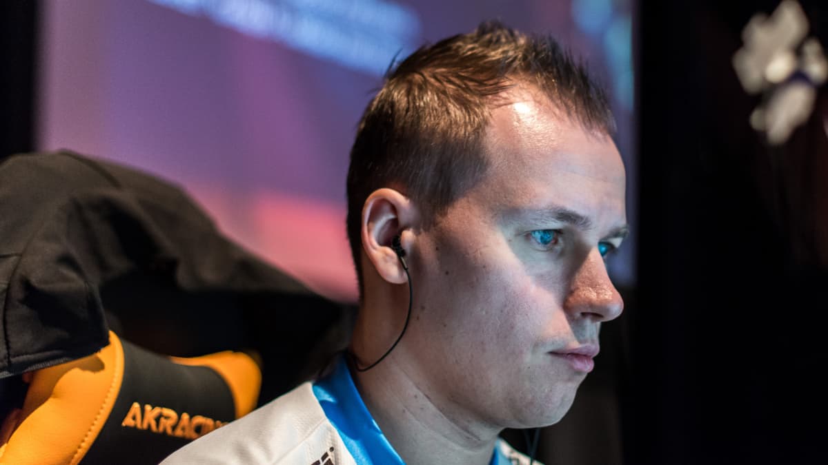 Slaava "Twista" Räsänen pelaa RCTIC eSportsin CS:GO-joukkueessa