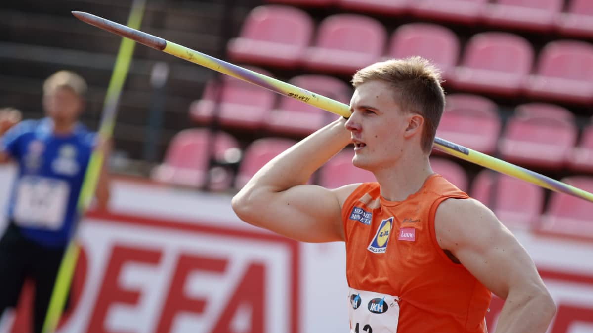 Oliver Helander Kalevan kisoissa.
