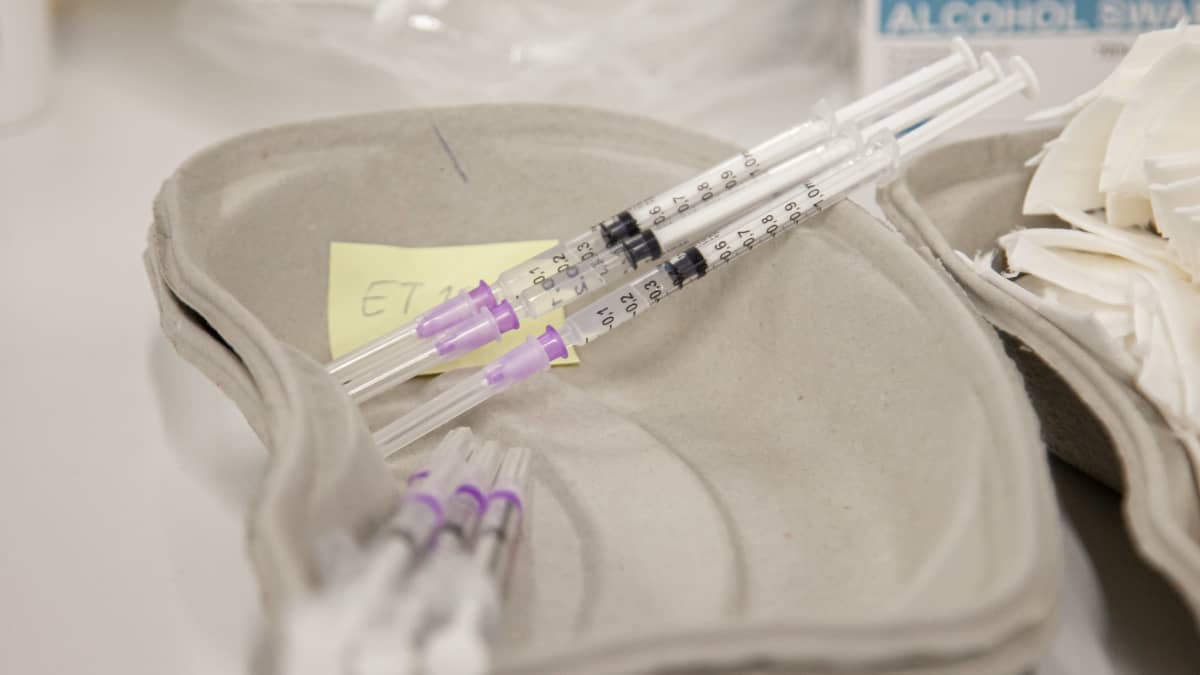 Pfizer-BioNtech (Comirnaty) koronarokotetta Lappeenrannassa 17.3.2021.