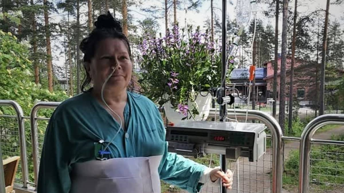 Heli Tuikka Keski-Suomen keskussairaalassa kesällä 2019.