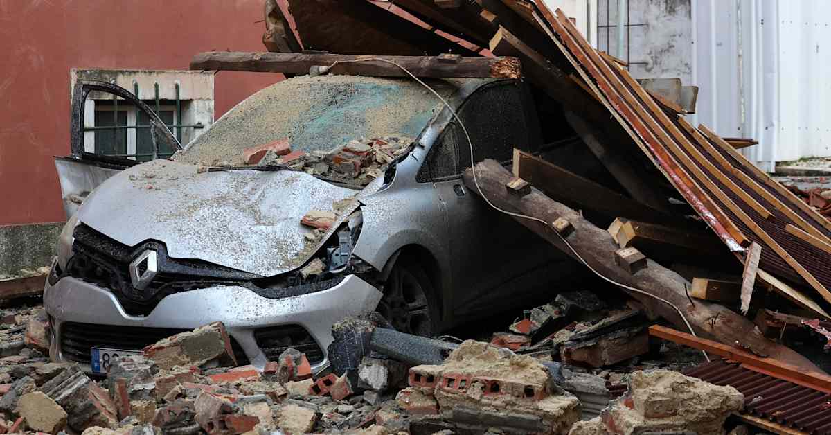 Portugal Faces Unprecedented Winter Storm: A Call for Resilience Amidst Tragedy