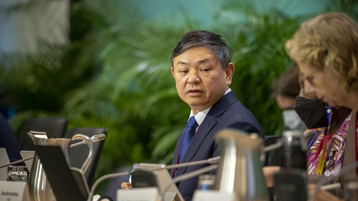  Huang Runqiu