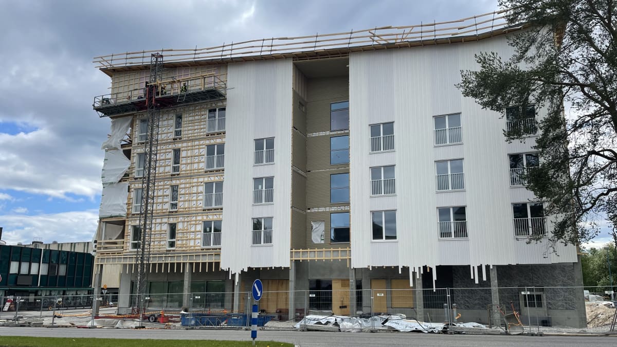Kajaanin keskustaan rakentuvan Sammonkaaren elinkaarikorttelin ensimmäinen rakennusvaihe lähes valmiina kesäkuussa 2022