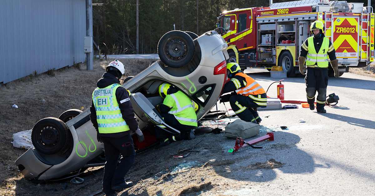 Pelastusopisto: Pelastajat valmistuvat pian työttömiksi, jos koulutuksen aloituspaikkojen määrää vielä nostetaan