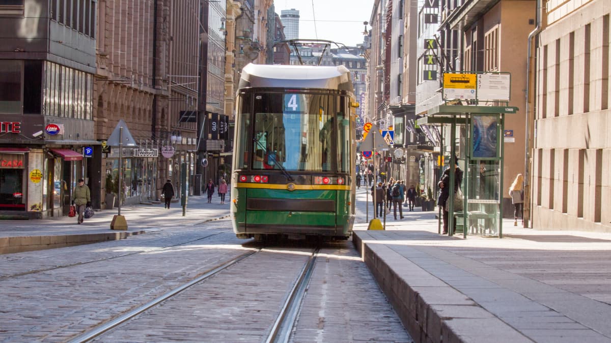 Helsinki voi tarjota kaupungin työntekijöille ilmaisen joukkoliikenteen vuodeksi |  Uutiset