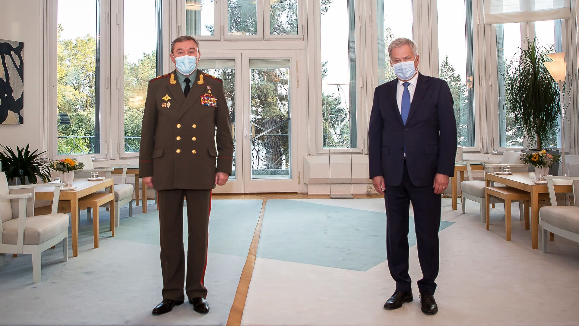 Presidentti Sauli Niinistö ja Venäjän armeijakenraali Valeri Gerasimov Mäntyniemessä