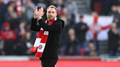 Brentfordin tuorein valioliigavärväys, keskikenttäpelaaja Christian Eriksen esiteltiin kannattajille lauantaina 12.2.2022.