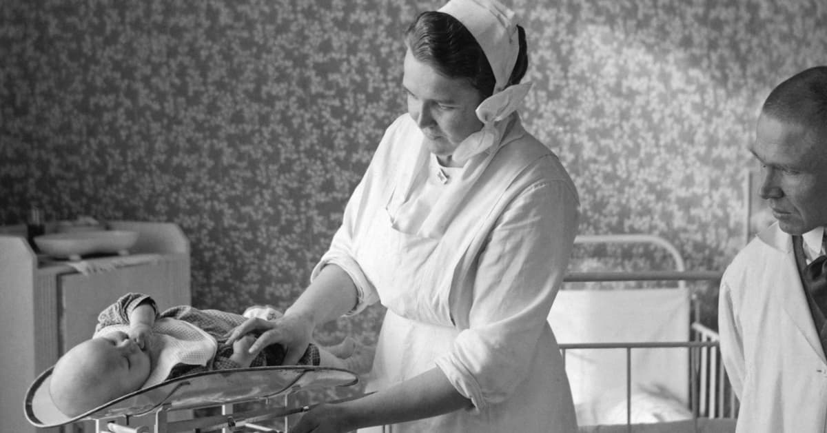 Kun ensimmäinen neuvola perustettiin 100 vuotta sitten, työläisäidit ...