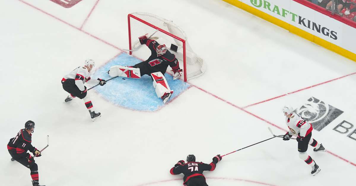 Tanskalaisvahti venyi nollapeliin Carolinan voitossa, Mikko Rantanen jäähyili Dallasin murskatappiossa