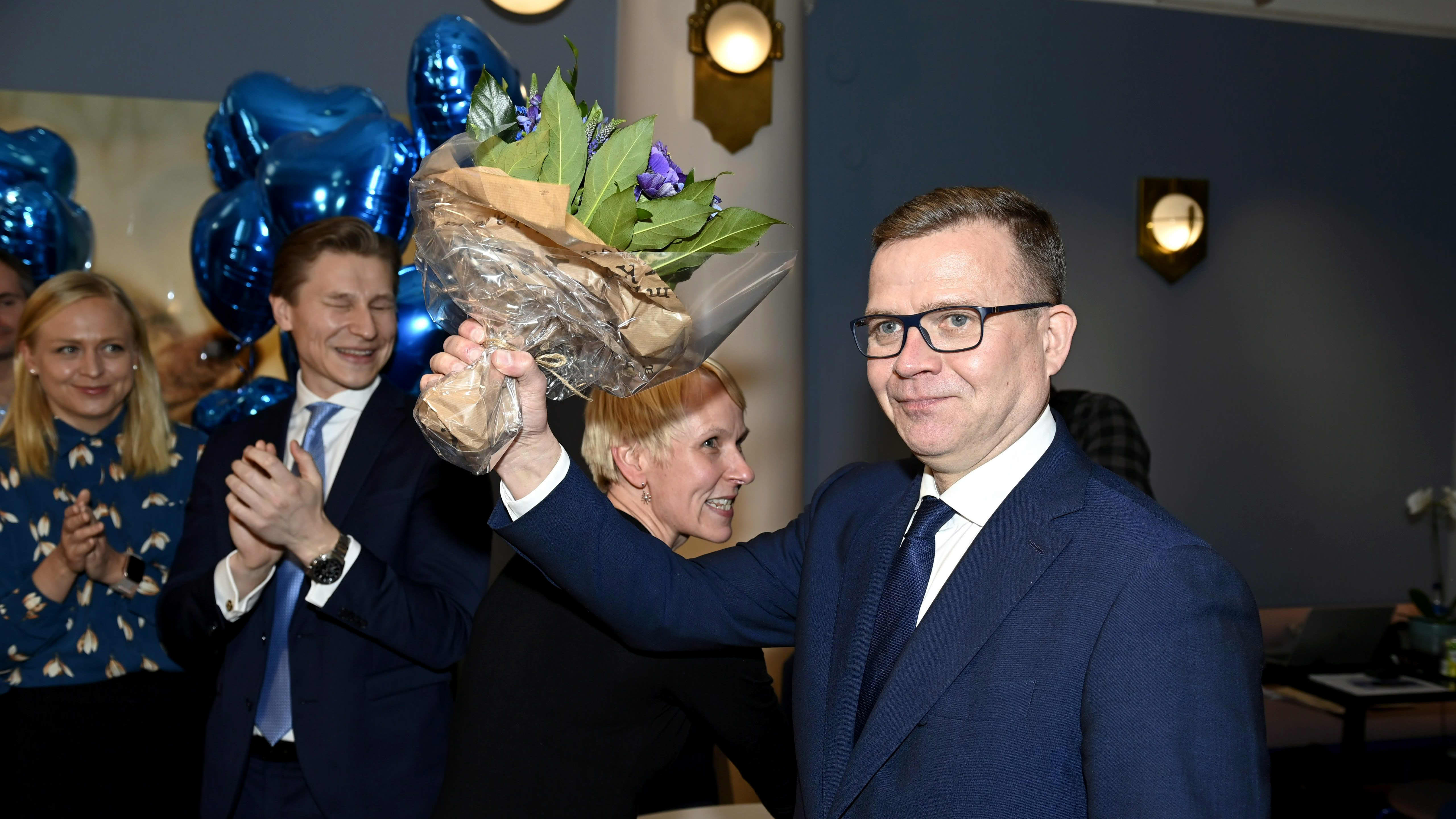 Petteri Orpo piti kiitospuheensa kokoomuksen vaalivalvojaisissa