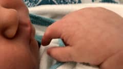 vauvan suu ja käsi