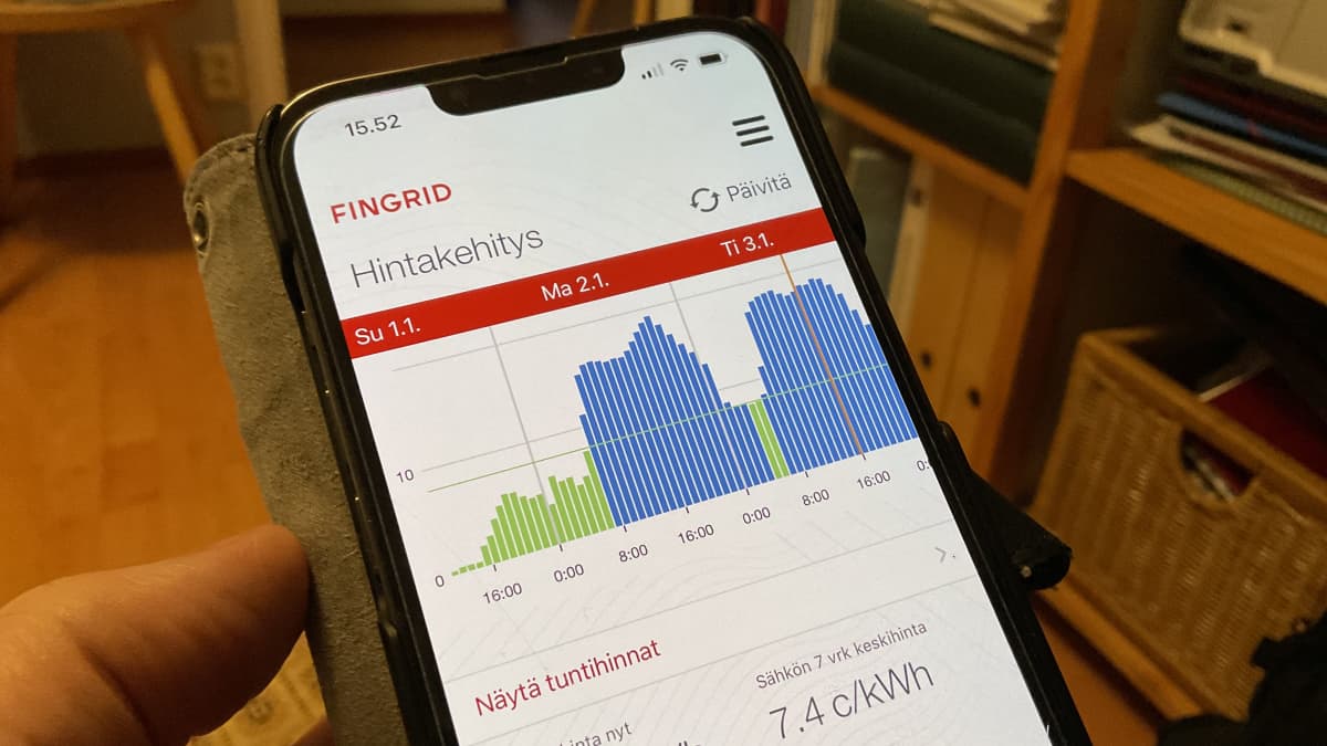 Fingridin älypuhelinsovellus kertoo sähköpörssin tuntihinnat päivittäin.