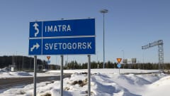 Tiekyltti osoittaa Imatralle ja Svetogorskiin.