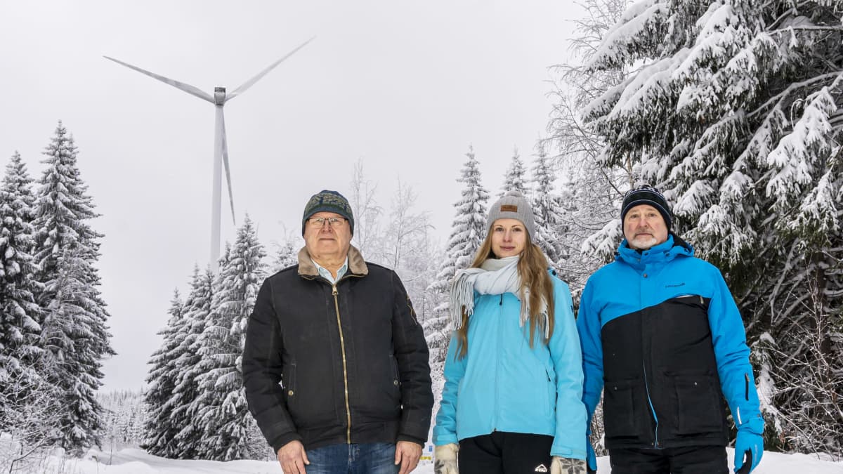 tuulivoimaloihin kriittisesti suhtautuvia ihmisiä