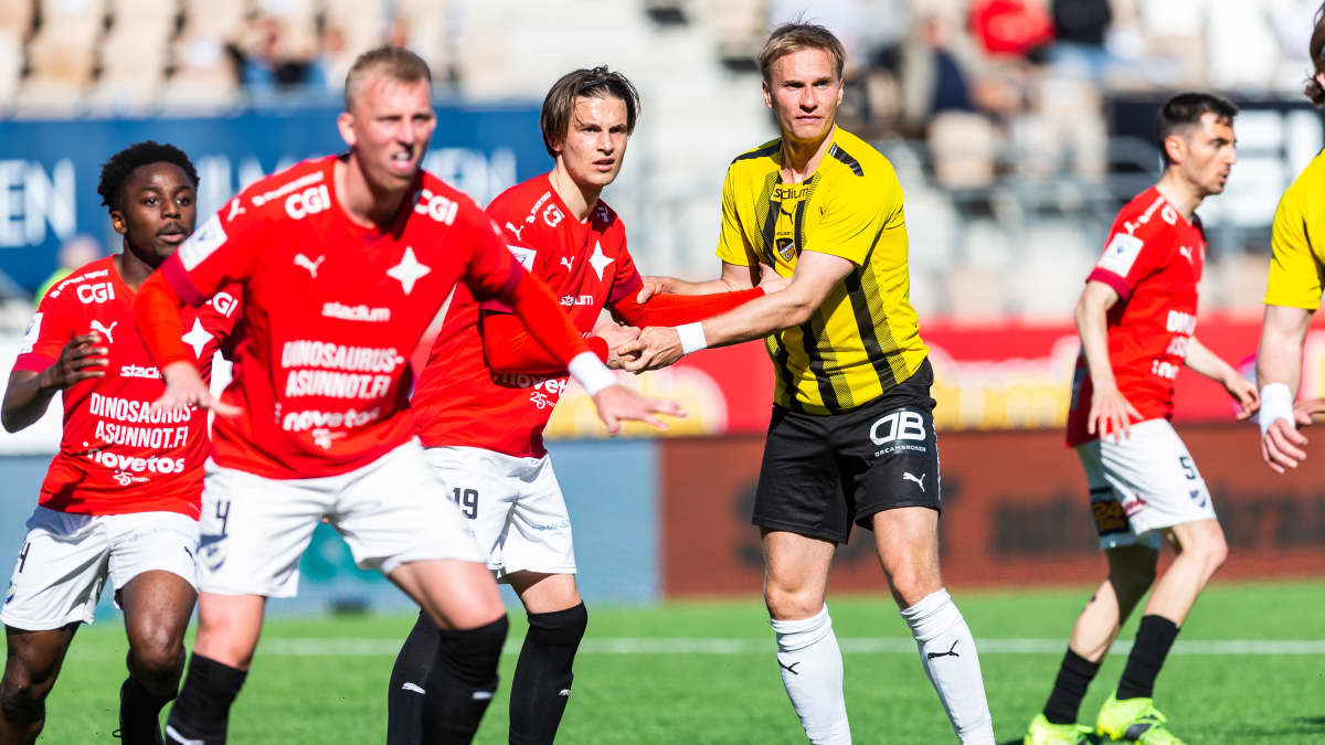 HIFK ja FC Honka Jalkapalloliigan ottelussa.