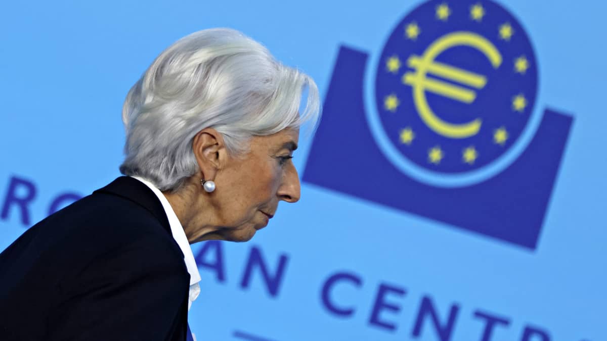 Euroopan keskuspankin EKP:n neuvosto kokoontui torstaina 27. lokakuuta 2022 Frankfurtiin rahapoliittiseen kokoukseensa. Kuvassa pääjohtaja Christine Lagarde.