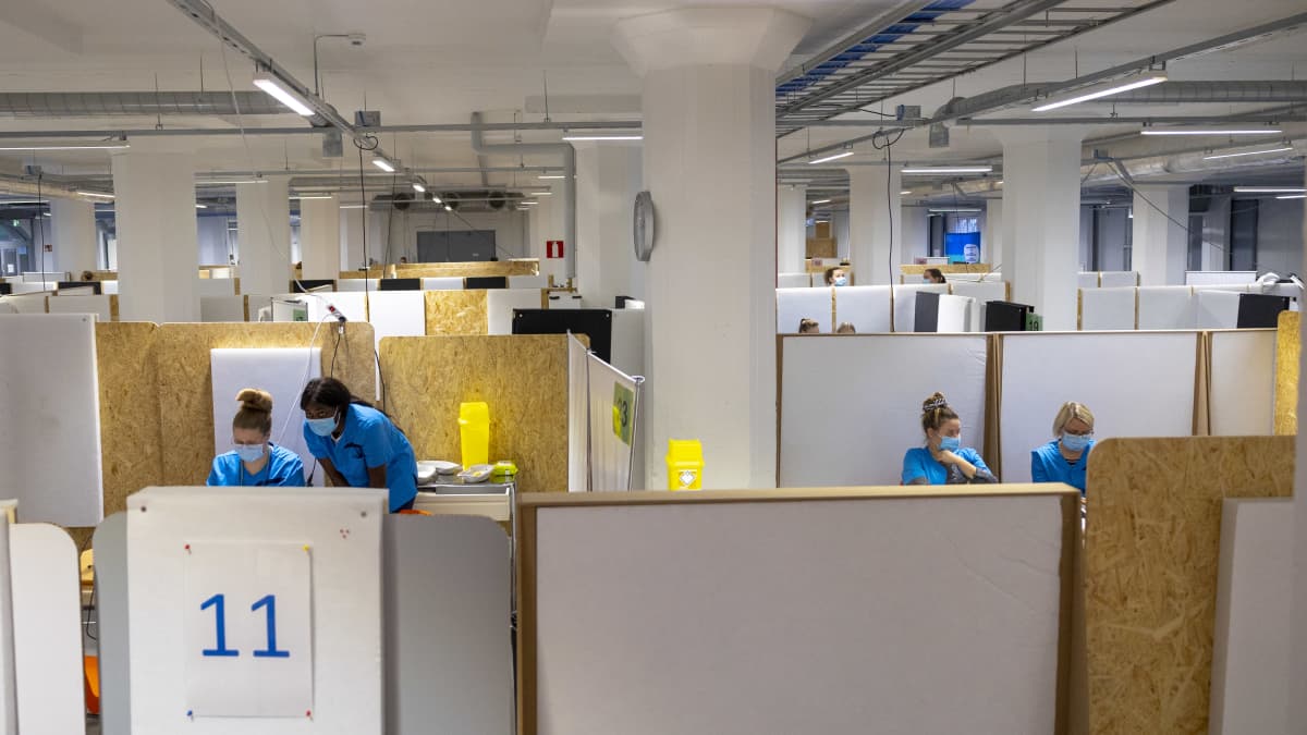 Koronarokotustilat Helsingin Jätkäsaaressa 18.12.2021.