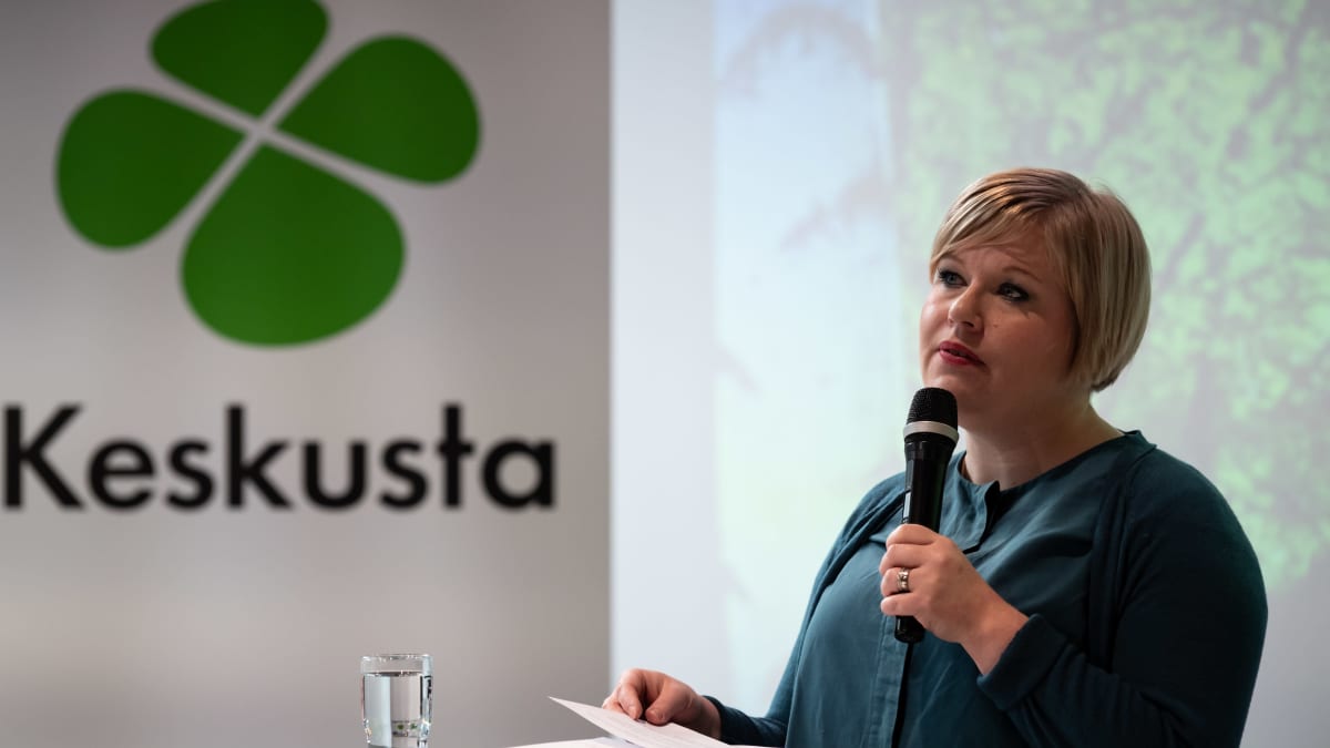 Keskustan kannatuksen romahdus ei tullut yllätyksenä Varsinais-Suomen  keskustajohdolle – nyt pohditaan, miten kelkka käännetään