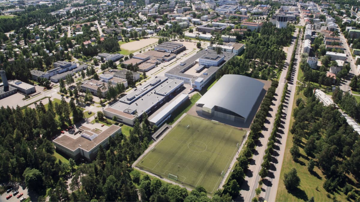 Ilmakuva Lappeenrannan ammattikoulun jalkapallokentästä ja sen viereen tulevasta sisäliikuntahallista.