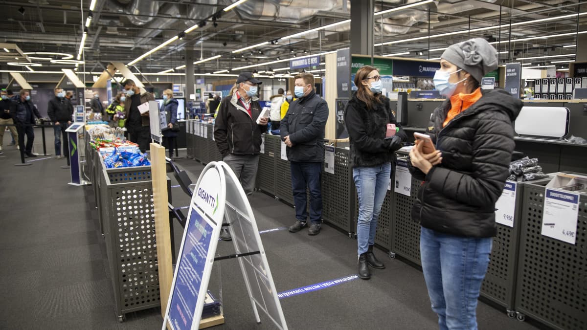black friday kauppaa.