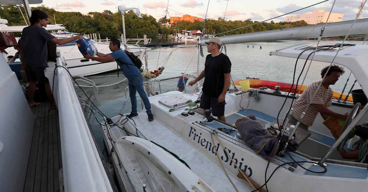 Kadoksissa olleet avustusalukset saapuivat Kuubaan