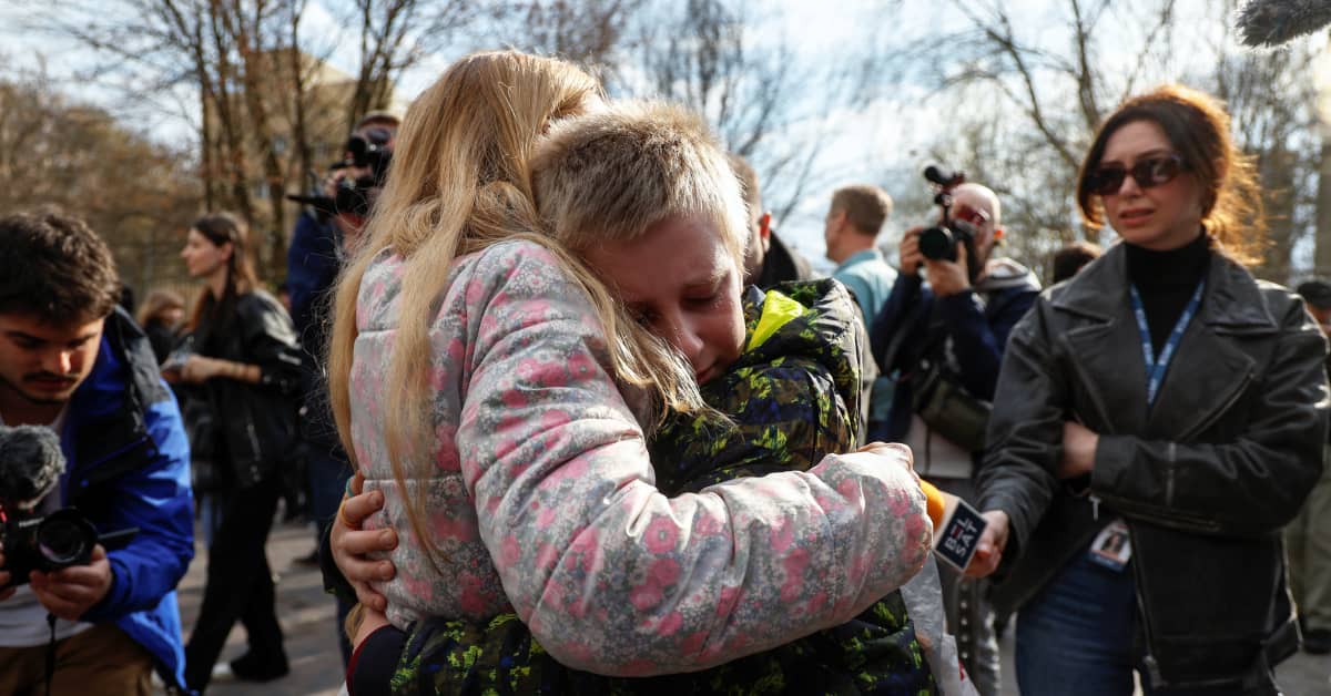 Yli 30 Venäjälle siepattua lasta palautettiin Ukrainaan – Dasha kertoo, että hänelle luvattiin lyhyt kesäleiri, mutta se venyi puoleksi vuodeksi