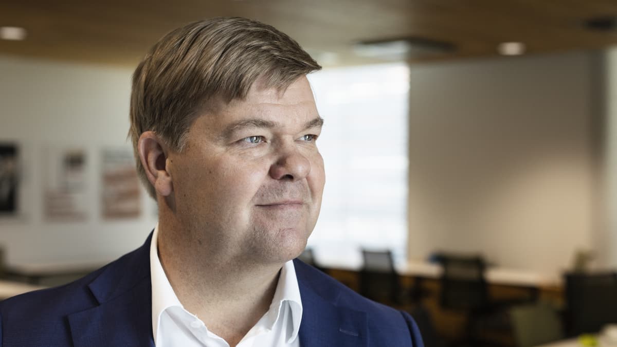 Varatoimitusjohtaja Mikko Mursula Ilmarisen tiedoitustilaisuudessa 1.8.2019.
