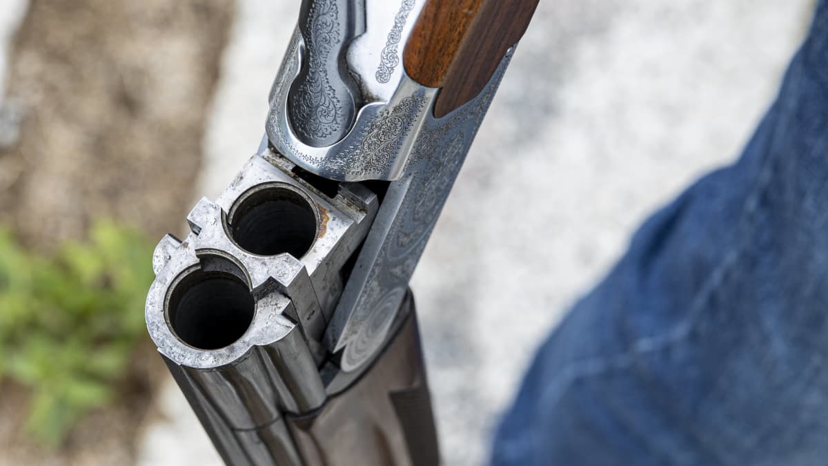 Haulikko piippu auki