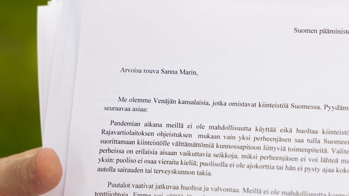 Venäläisen Igor Kostenkon kirjoittama kirje Suomen pääministeri Sanna Marinille, jossa perustellaan hänen tuloaan Äitsaarella sijaitsevalle mökilleen. Koronarajoitusten takia mökille on ollut hankala päästä.