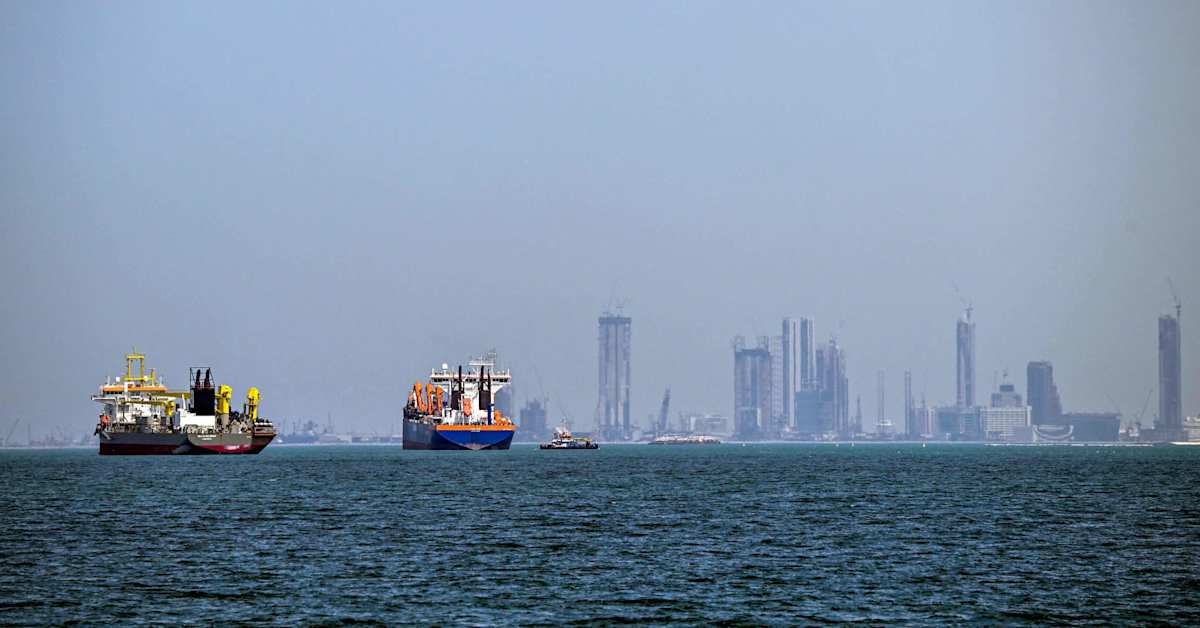 Öljyn hinta romahti lähes 20 prosenttia, kun Yhdysvallat ja Iran sopivat tulitauosta